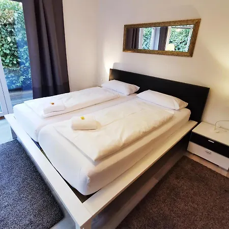 Spacious Studio - City Centre - Airconditioned - Netflix - Terrace Heidelberg Exterior foto